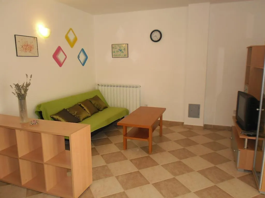 Apartments Mb Pula Croatia