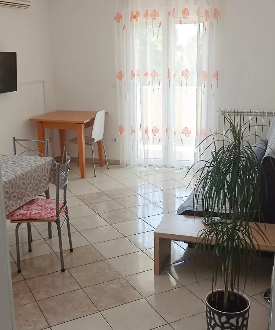 Apartments Mb Pula Croatia
