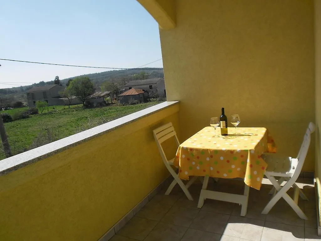 Apartments Mb Pula Croatia